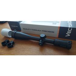 LUNETTE VECTOR  X-PRO SENTINEL  10-40x50. COMME NEUVE AVEC FACTURE ET GARANTIE 5 ANS