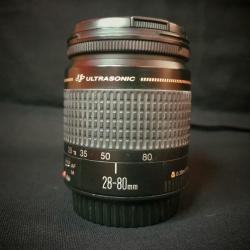 objectif Canon 28-80 mm III f/3.5-5.6