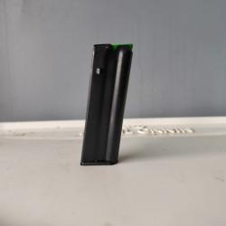 Chargeur rossi 8122