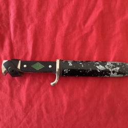 Couteau de scout