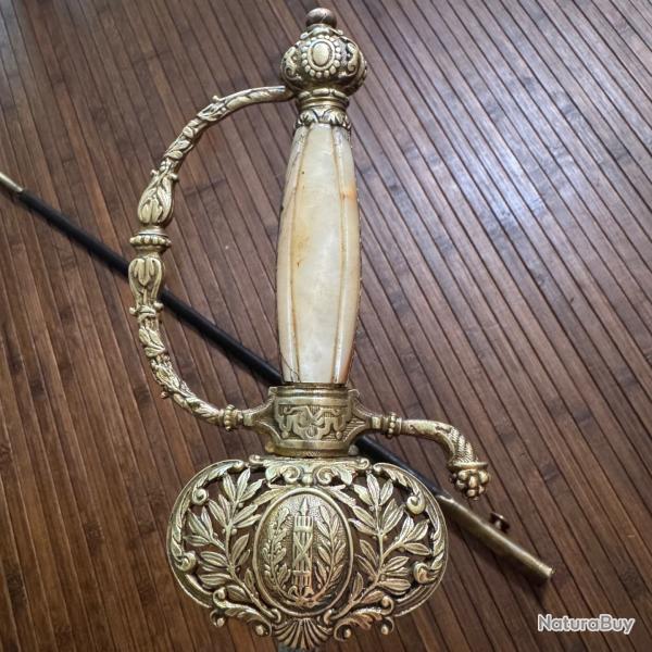 PE D'OFFICIER D'ADMINISTRATION PLAQUETTES NACRE