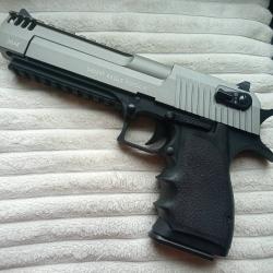Pistolet DESERT EAGLE. Airsoft , Blowback , CO2 GBB.KWC -