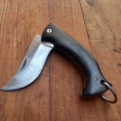 Joli Couteau Artisanal LE BERGER CORSE Manche en Bois