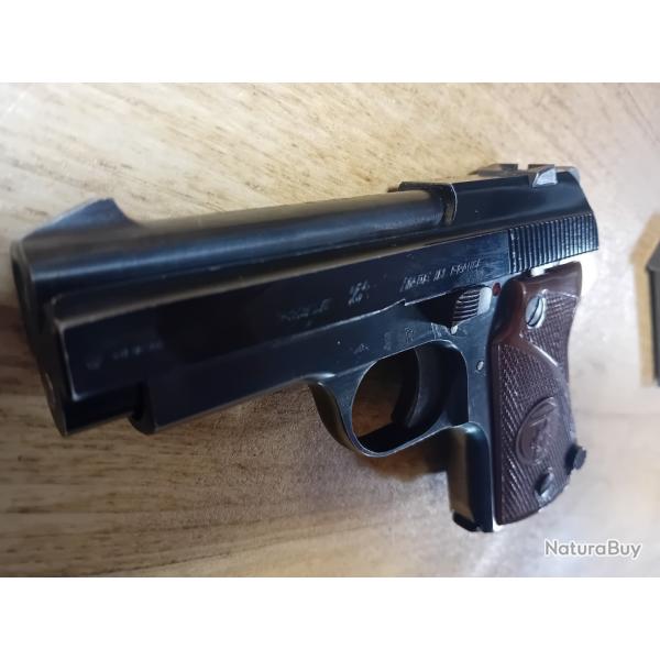 PISTOLET UNIQUE 22 LR MODELE "L"