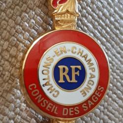 Insigne Conseil Conseil des Sages de Châlons en Champagne. Rare. Très beau. République française.