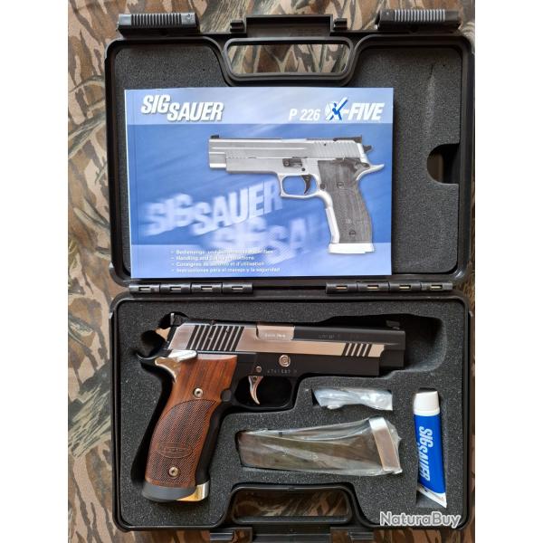 SIG SAUER MASTERSHOP P226 XFIVE BLACK&WHITE premier modle