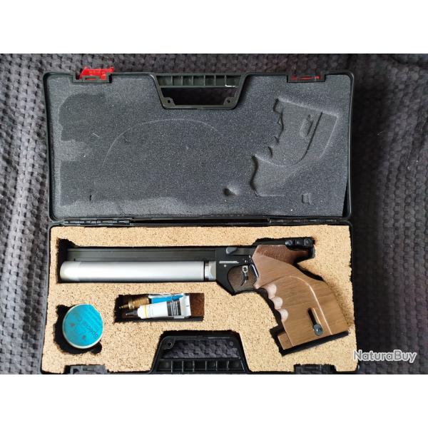 Vends pistolet ARCEA pp20, tat neuf, avec accessoires,500 euros