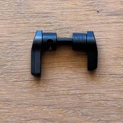 SURETÉ AMBIDEXTRE AR15 SCHMEISSER SECURITE 90° ET 45° / Ambidextrous safety 90 degrés et 45 degrés