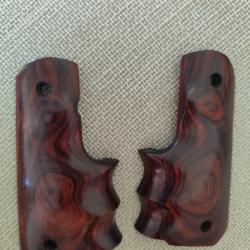 Plaquettes en bois exotique pour Colt 1911 ou dérivés.