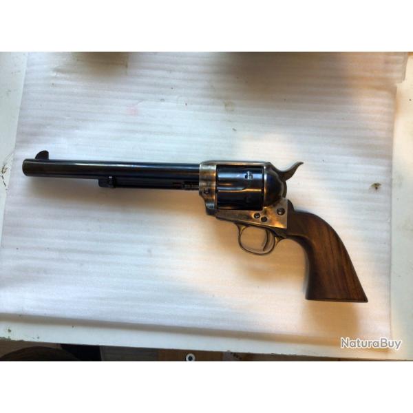 Revolver UBERTI SAA  45LC. 71/2