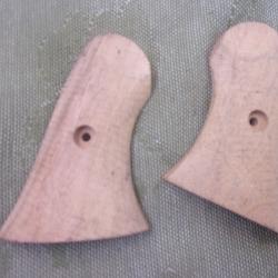 crosses brutes réplique revolver type western pour Rogers et Spencer ..apparemment