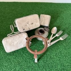 1 lot gamelle française + quart , réchaud et couverts   modèle  1935 w w 2