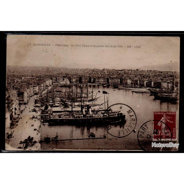 CPA - MARSEILLE- Panorama -Le Port Vieux et la partie Est de la ville N3119