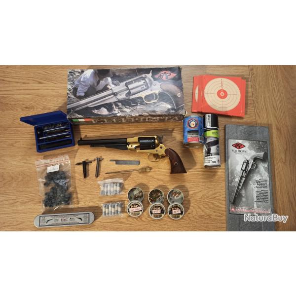 Remington 1858 + kit H&C + amorces+ cartouches PN + divers accessoires.