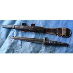 Dague Fairbairn para GB production William-Rodgers-SHEFFIELD-ENGLAND post WW2 avant 1970 + fourreau