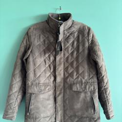 Veste Stagunt
