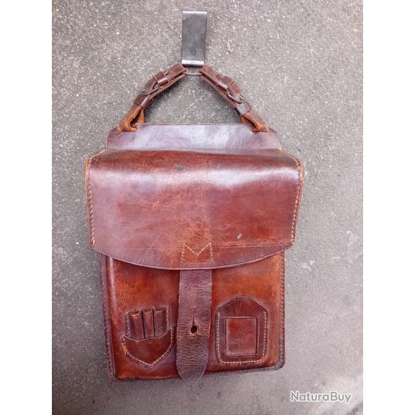 Sacoche porte documents cuir