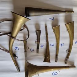 LOT de 8 cornes de chasse indissociable de différentes marques