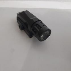 Lampe tactique