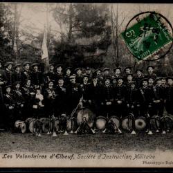 CPA - Militaires - Les volontaires d'Elbeuf , Société d'Instruction Militaire N°0026