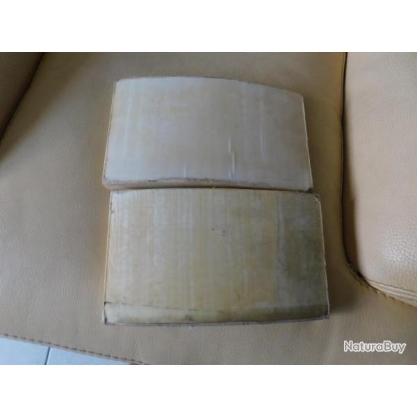 RE25  2 PLAQUES BALISTIQUES LATERALES DE NIVEAU 3  POLYETHYLENE CONTRE LES CALIBRES DE GUERRE