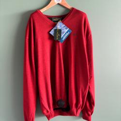 Pull Laksen rouge taille 2XL