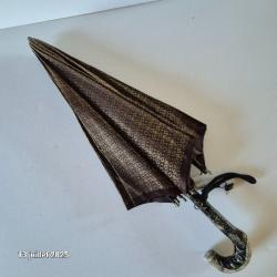 Parapluie de soleil autrichien du siècle dernier , donc ancien                                     I