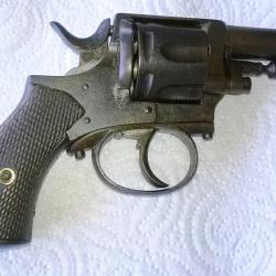 Bulldog a Pontet Calibre 320