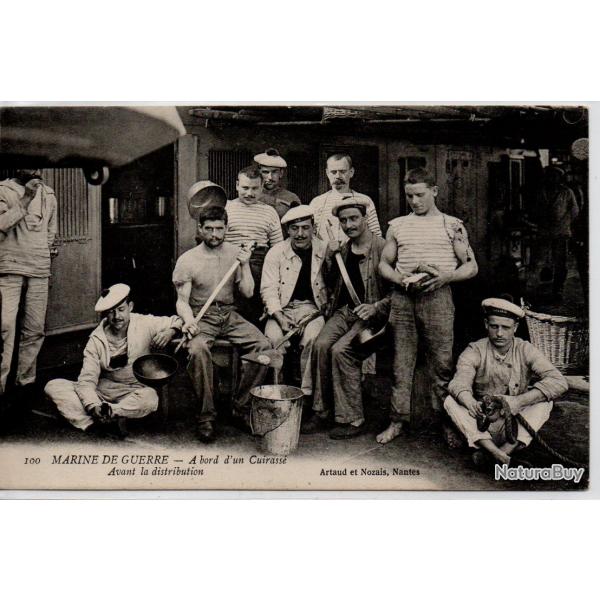 CPA -MARINE GUERRE - A bord d'un Cuirasse Avant la distribution  N3918