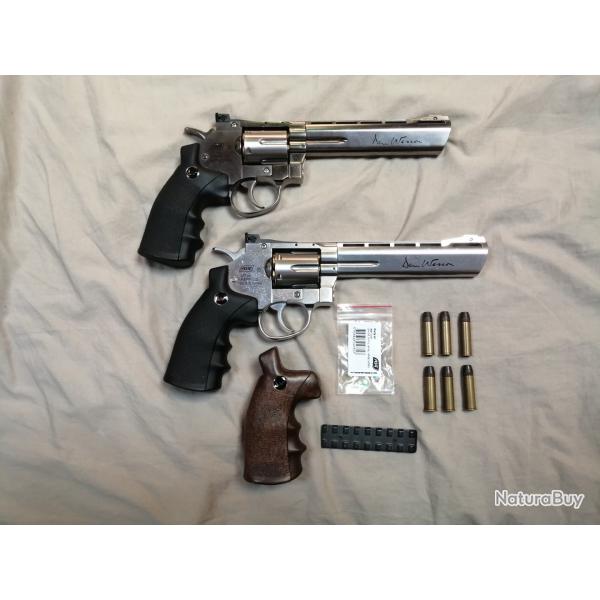 deux rvolvers Dan Wesson 6 pouces  CO2