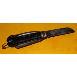 ARMEE ITALIENNE 1939 COUTEAU PLIANT DE POCHE , FABRICATION ITALIENNE ,  ETAT  VOIR PHOTOS . POUR TOU