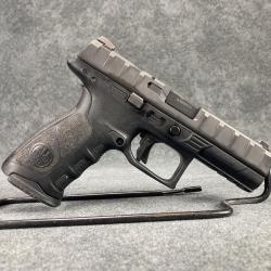 Pistolet 11 BERETTA APX Cal. 9x19 - Occasion