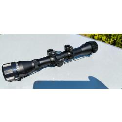 LUNETTE HAWKE 4X32 SPORT HD COMME NEUVE MONTE UNE FOIS SUR 22LR COMPLETE