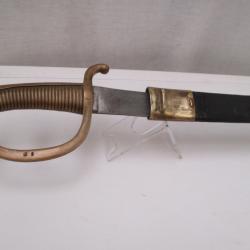 sabre briquet mle an XI  marqué : me royale de chatellerault  aout 1823  poinçons  N  et  B étoilé