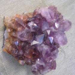 pierre d' améthyste