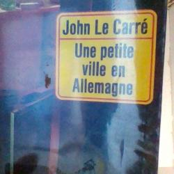 Une petite ville en Allemagne par John Le carré - Le livre de poche -