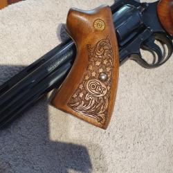 Crosse colt python 357