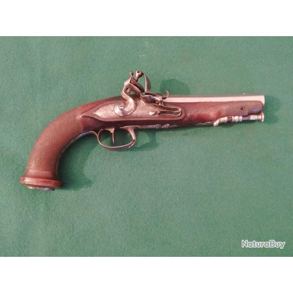 Pistolet Franaise Silex  dOfficier  la fin du 18 eme sicle. .