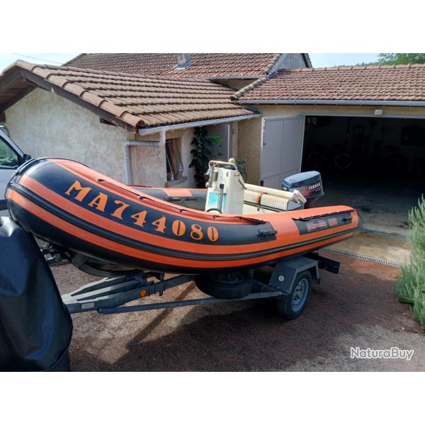 Bateau Semi-rigide marque LOMAC - flotteurs caoutchouc naturel Hypalon - longueur 4.50 de 1990 TBE