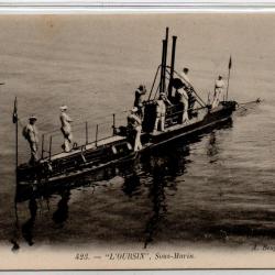 CPA - Marine Militaire - " L'OURSIN " Le Sous - Marin  -N°3966