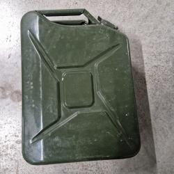 Jerrican 20l type militaire