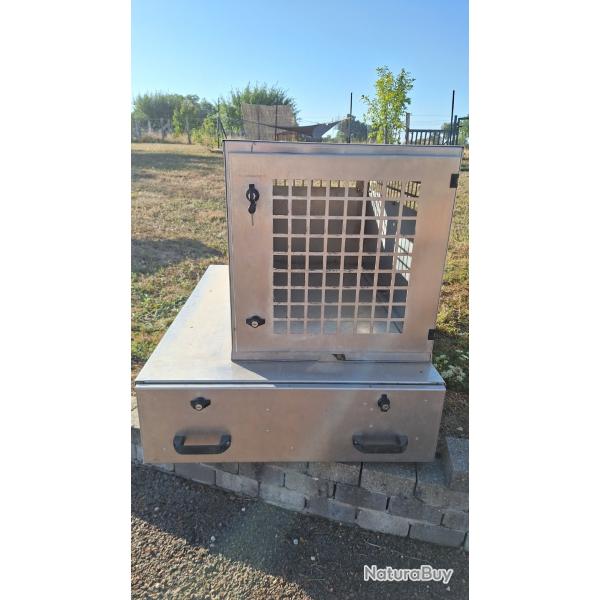 Caisse ATEMIS pour 2/3 chiens avec tiroir pour rangement. Idale pour Pick-up up ou fourgonnette.