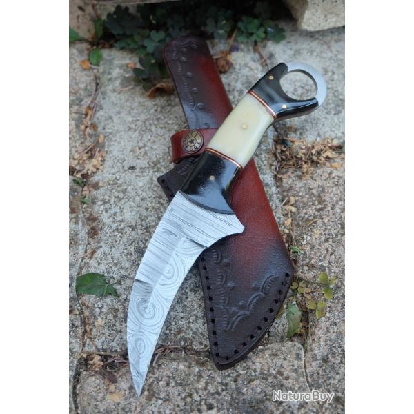 Couteau Karambit Damas Lame 256 Couches Manche Corne & Os Etui Cuir Fabric Artisanale