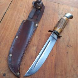 Joli Couteau de Chasse SABATIER avec Étui en cuir Manche en Bois de Cerf