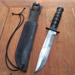 Magnifique Imposant et Lourd Couteau CAMILLUS New York U.S.A  Manche en Cuir avec Étui en cuir