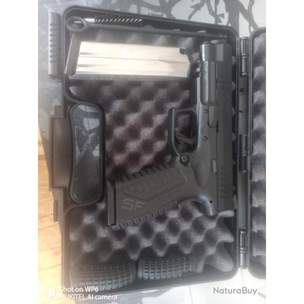 Pistolet HS produkt SF19 , 9mm