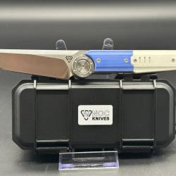Couteau Stedemon NOC DG23 Lame Tanto Acier 440C Manche Blue/White G10/Acier STEDG2303
