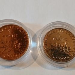 1 franc 2001 + 1 franc 2001 doré à l'or fin 24 carats , neuve