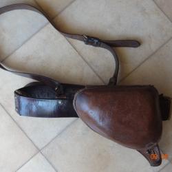 REVOLVER 1873 étui jambon plus ceinturon baudrier revolver 1873 OU 1892