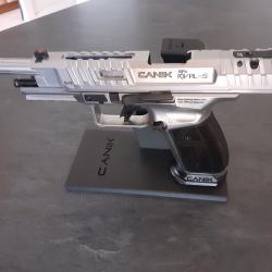 Stand / Support / Présentoir pour pistolet CANIK SFX RIVAL S + 2 chargeurs personnalisable.